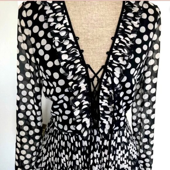 Delfi collective lace up top - Picture 3 of 8